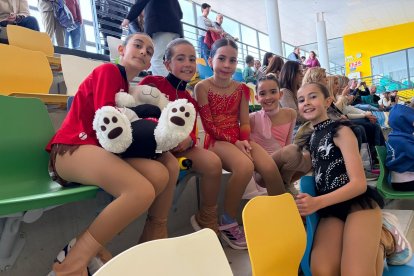 Algunas de las patinadoras del club soriano.