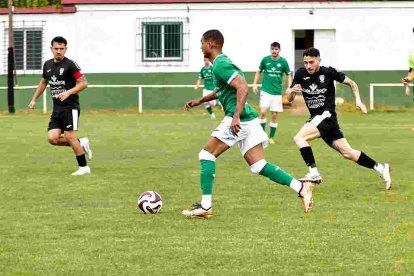 Edipo durante un partido de hace 15 días en Garray.