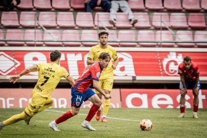 El Numancia tendrá que luchar la vuelta sin el apoyo de las gradas