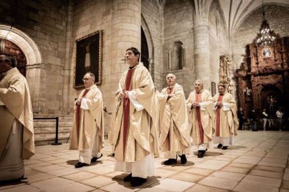 Tradicional homenaje a los sacerdotes en sus aniversarios de ordenación sacerdotal