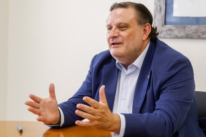 Ruiz Zapatero, vicerrector en funciones.