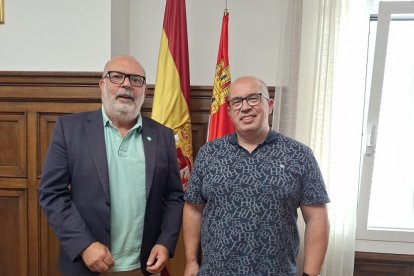 Miguel Latorra, subdelegado del Gobierno en Soria, y Luis Cano, director del CEDER de Lubia.