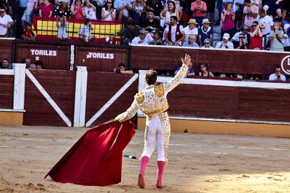 Antonio Ferrera triunfa en la segunda corrida de San Juan en Soria tras cortar dos orejas.