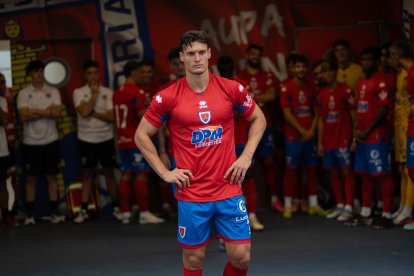 Fran González se perderá el inicio de la temporada con el Numancia