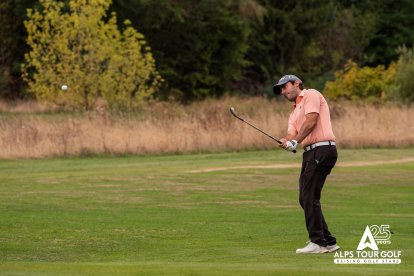Daniel Berná durante una participación en el Alps Tour.