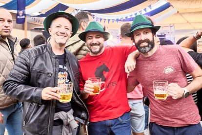 Camaretas cierra por todo lo alto su III Oktoberfest.