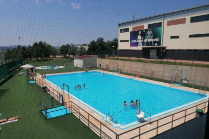 Imagen de archivo de la piscina de Camaretas.