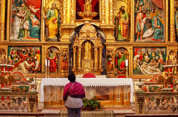 Retablo central de la iglesia de Nuestra Señora del Castillo en Calatañazor.