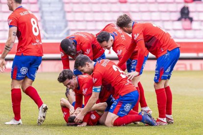 Los rojillos fueron muy superiores a su rival