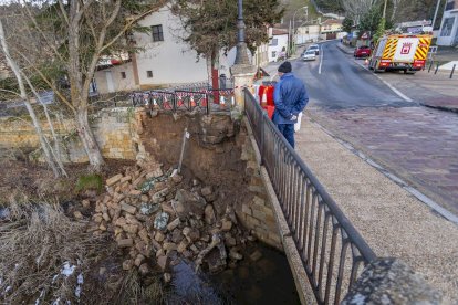 La estructura medieval sufre un daño significativo