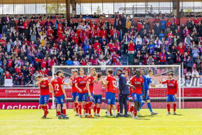 Los rojillos están líderes y acarician el ascenso directo