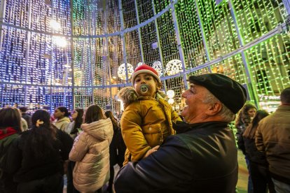 El encendido hizo las delicias de todos los asistentes