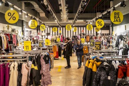 Buenas ofertas en las rebajas de las tiendas de Soria