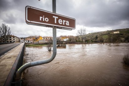La Confederación Hidrográfica del Duero recomienda extremar la precaución en todo el cauce.