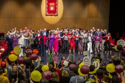 El acto estuvo amenizado por multitud de sorianos que acudieron a festejar