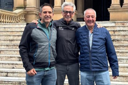 Rafa Martínez y José Ángel Martínez coincidieron en Sydney con Juan Pablo Pardos, otro soriano residente en Zaragoza que ha corrido las 'Majors'.