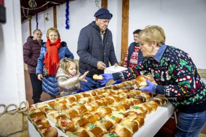 Buen chocolate y roscón para los vecinos