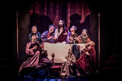 Una obra de teatro inspirada en los desfiles de Semana Santa