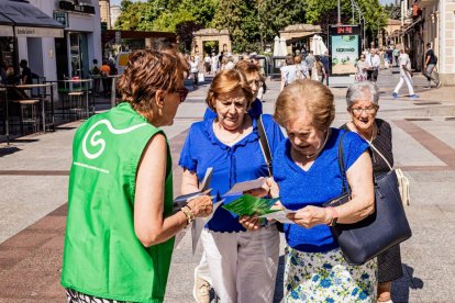 La campaña #todoscontraelcancer advierte de los peligros del sol en el Collado