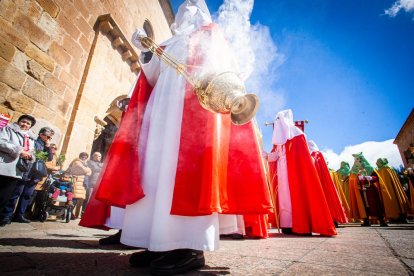 Procesión de la borriquilla en el Domingo de Ramos. MARIO TEJEDOR (2)