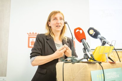 Entrega de premios de las mejores iniciativas emprendedoras. MARIO TEJEDOR (2)