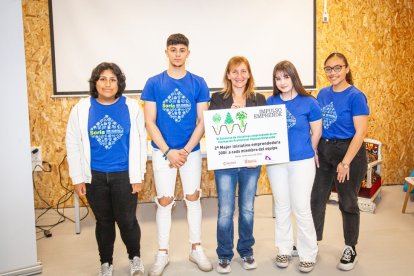 Entrega de premios de las mejores iniciativas emprendedoras. MARIO TEJEDOR (5)