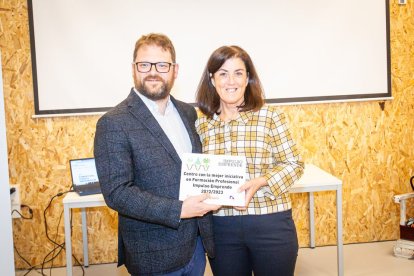 Entrega de premios de las mejores iniciativas emprendedoras. MARIO TEJEDOR (7)