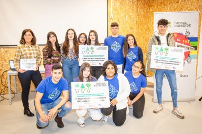 Entrega de premios de las mejores iniciativas emprendedoras. MARIO TEJEDOR (9)
