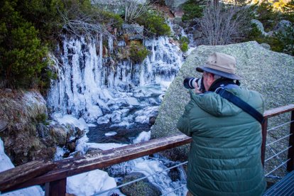Temperaturas extremas congelan la Laguna negra - MARIO TEJEDOR (24)
