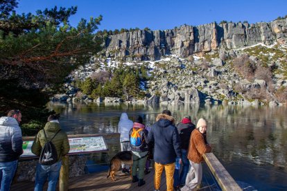 Temperaturas extremas congelan la Laguna negra - MARIO TEJEDOR (3)