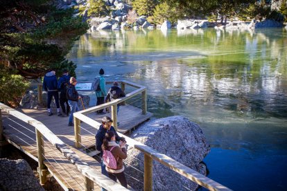 Temperaturas extremas congelan la Laguna negra - MARIO TEJEDOR (29)
