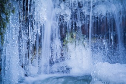 Temperaturas extremas congelan la Laguna negra - MARIO TEJEDOR (21)