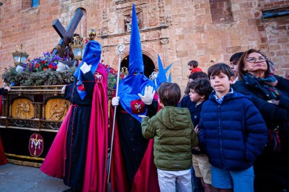 Procesión de Las caídas de Jesús. MARIO TEJEDOR