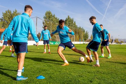 Entrenamiento del CD Numancia. MARIO TEJEDOR (11)