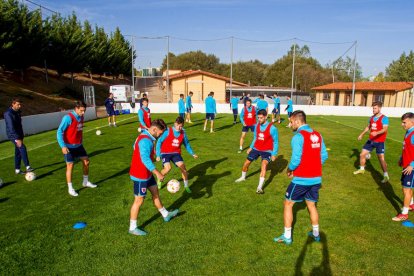 Entrenamiento del CD Numancia. MARIO TEJEDOR (14)