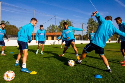 Entrenamiento del CD Numancia. MARIO TEJEDOR (21)
