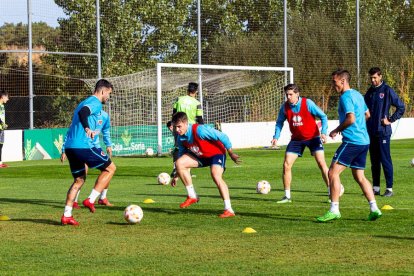 Entrenamiento del CD Numancia. MARIO TEJEDOR (41)