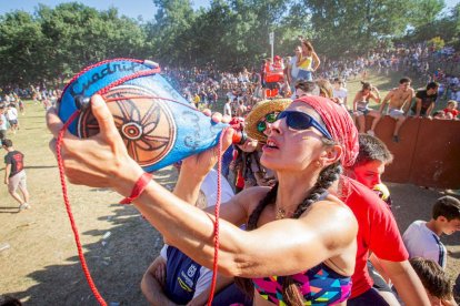 La Compra de San Juan 2022 estuvo marcada por el sol y el calor. MARIO TEJEDOR