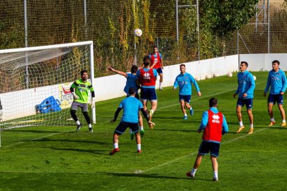 Entrenamiento del CD Numancia. MARIO TEJEDOR (73)