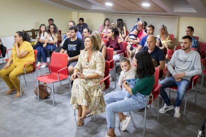 Reconocimiento a los nacidos en 2021 en el inicio de las fiestas de Golmayo..G. MONTESEGURO