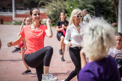 Clase de zumba con la candidata del PP al Ayuntamiento de Soria.-GONZALO MONTESEGURO