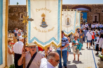 Procesión de la Virgen de los Milagros en Ágreda - MARIO TEJEDOR (5)