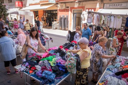Traslado del mercadillo de Soria a las calles Sagunto y Vicente Tutor. GONZALO MONTESEGURO
