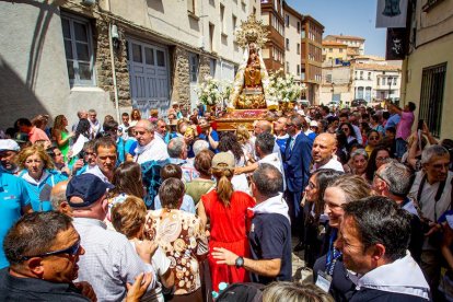 Procesión de la Virgen de los Milagros en Ágreda - MARIO TEJEDOR (27)