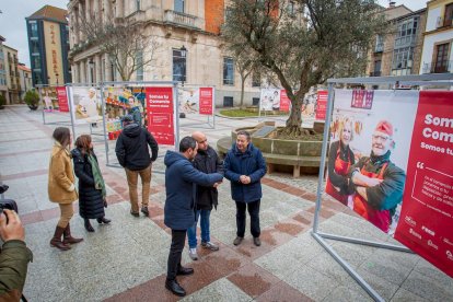 Exposición sobre el comercio de cercanía. MARIO TEJEDOR (23)