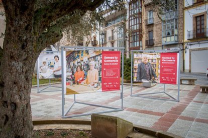 Exposición sobre el comercio de cercanía. MARIO TEJEDOR (26)