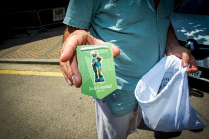 Festividad de San Cristobal con la bendición de los vehículos - MARIO TEJEDOR (7)