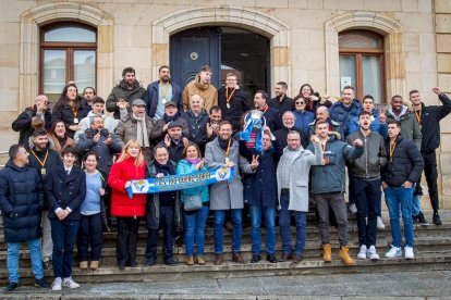 Ruta del equipo por el patrón y las instituciones. MARIO TEJEDOR (35)