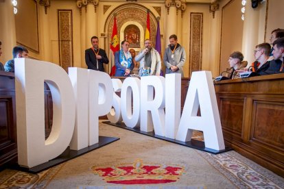 Ruta del equipo por el patrón y las instituciones. MARIO TEJEDOR (40)
