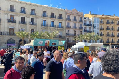 Promoción del Torrezno de Soria en Valencia.-A.M.